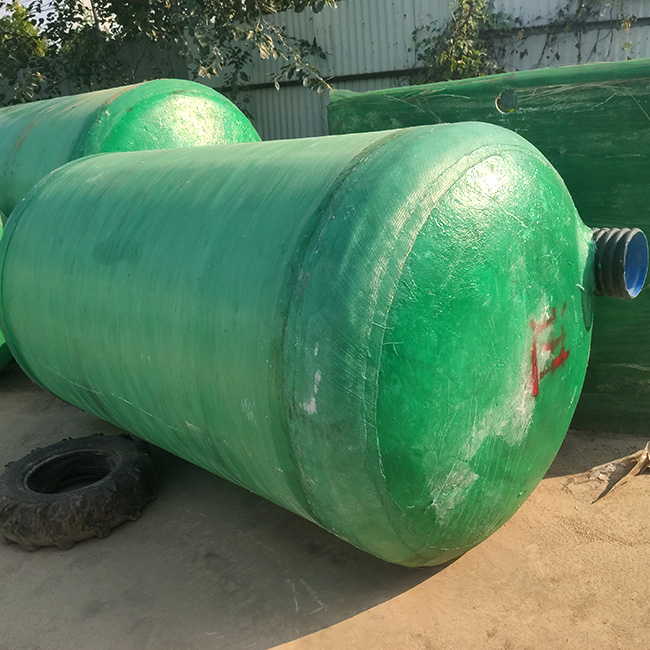 欧宝官网：被熊孩子放炮炸飞两辆车的车主已涨粉20多万最新发声